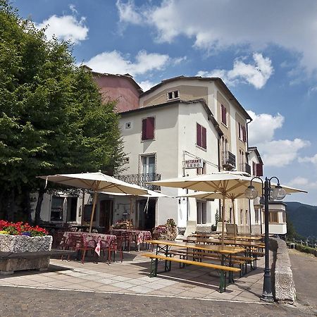 Albergo Ristorante Leso Bosco Chiesanuova Eksteriør bilde